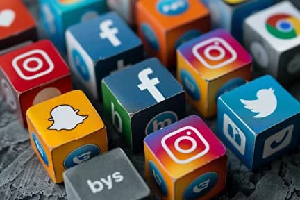 SOCIAL PRESENCE